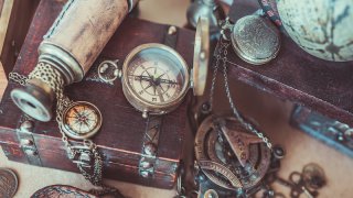 balkans travel - treasure hunt family Montenegro