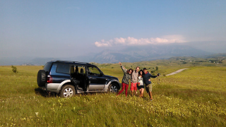 Jeep durmitor - tailor-made honeymoon Montenegro Europe